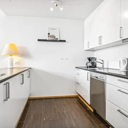 Kimi - 100m From The Sea By Interhome *