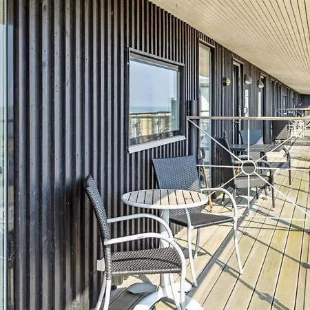 Kimi - 100m From The Sea By Interhome Appartement *